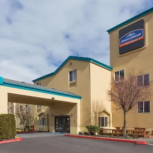 Howard Johnson By Wyndham & Vancouver